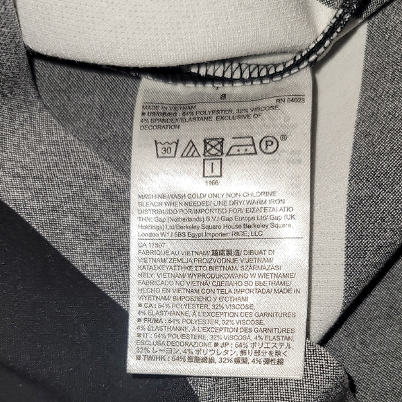 Banana Republic Black and Gray Striped Skirt - Picture 4 of 10